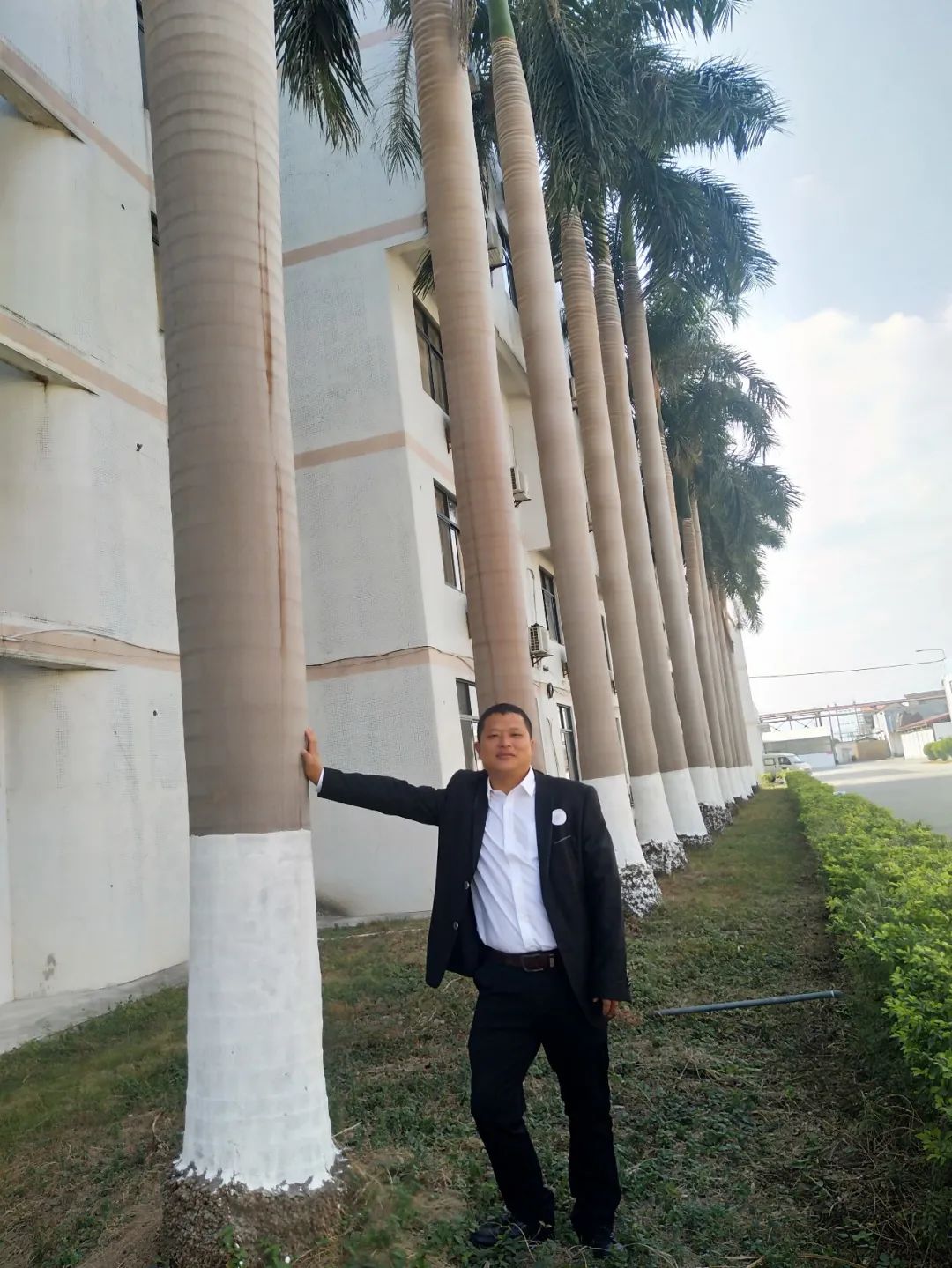 1693201737758736.jpg 640.jpg